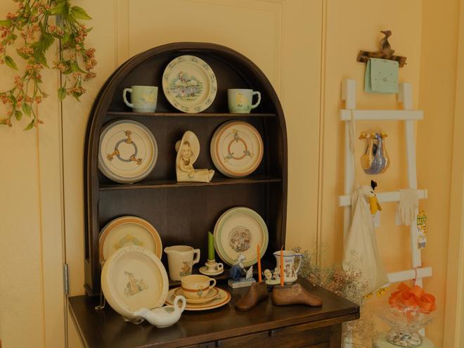 97岁老人的宝藏公寓:冒险精神与岁月的印记