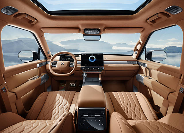 猛士m817为什么这么猛,“醒狮”造型 唤起征战野性