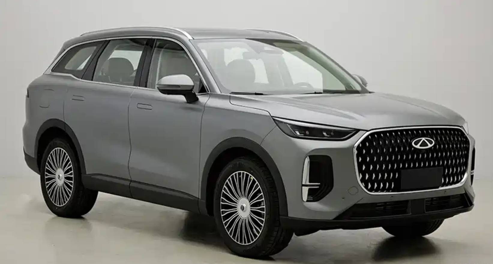 奇瑞加速抢市场 下半年加推四款suv 风云t11 cem或对标理想l9