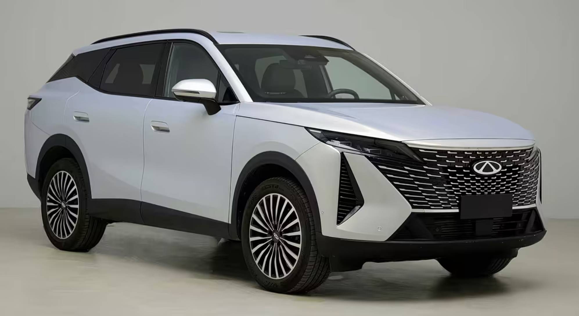 奇瑞加速抢市场 下半年加推四款suv 风云t11 cem或对标理想l9