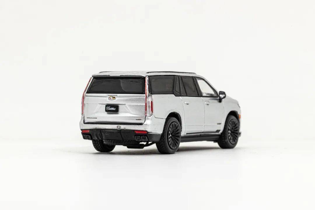 巨无霸suv,凯迪拉克escalade-v模型试玩