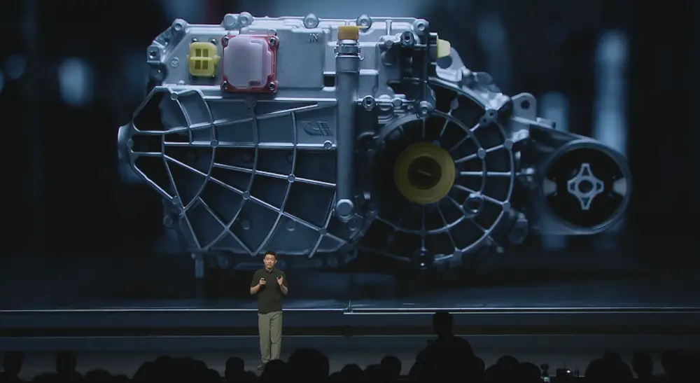 理想i8便宜2.8万开卖!首发vla司机大模型,李想:第一眼看图觉得有点丑 长城高层人事巨震!三大核心品牌换帅,引入新势力背景高管