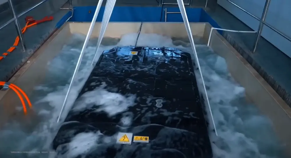 理想i8便宜2.8万开卖!首发vla司机大模型,李想:第一眼看图觉得有点丑 长城高层人事巨震!三大核心品牌换帅,引入新势力背景高管