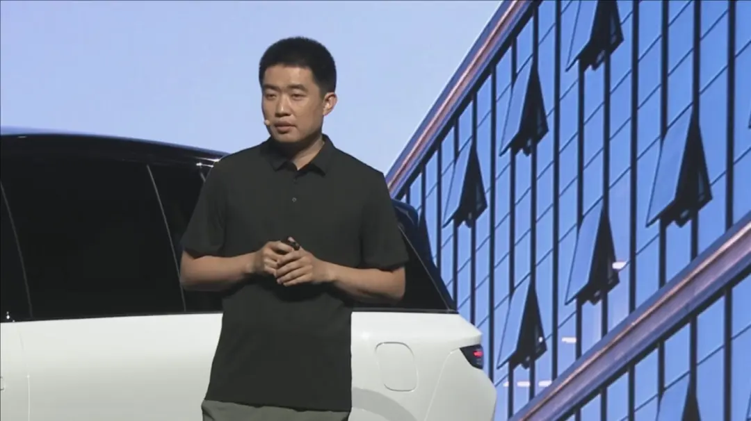 2025年的理想汽车,自研操作系统,方便车企定制智能化的需求