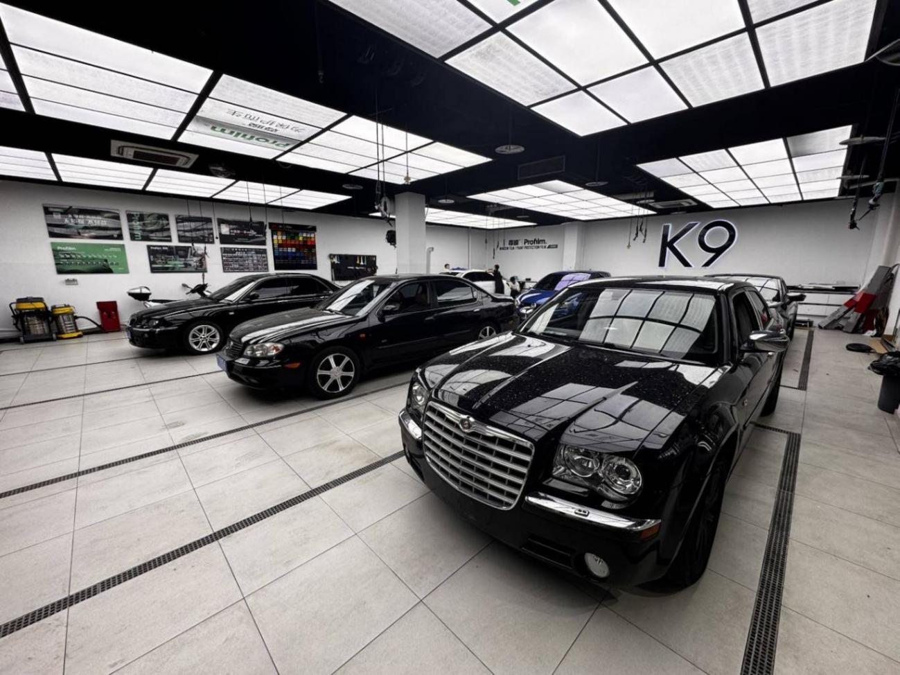 万元轿车闹青藏:mg 7/日产风度/克莱斯勒300c谁会出糗