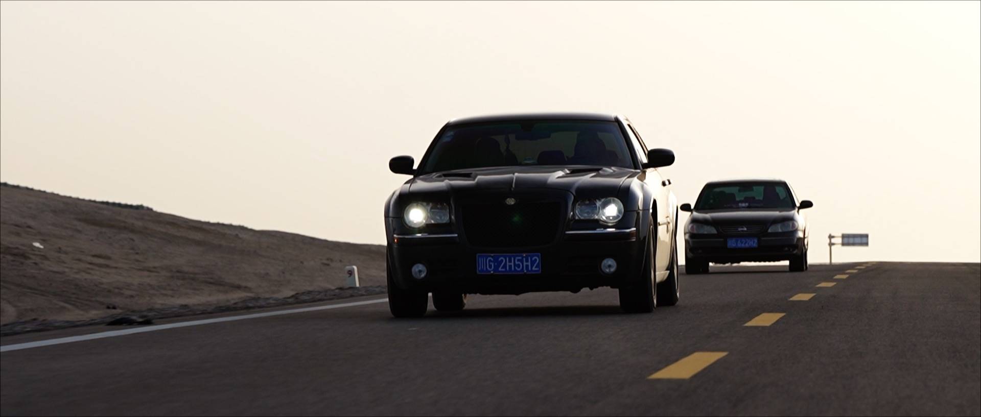 万元轿车闹青藏:mg 7/日产风度/克莱斯勒300c谁会出糗