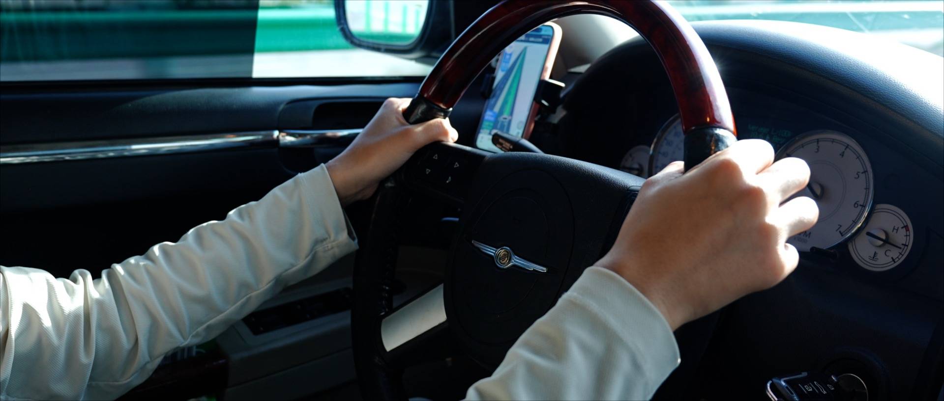 万元轿车闹青藏:mg 7/日产风度/克莱斯勒300c谁会出糗