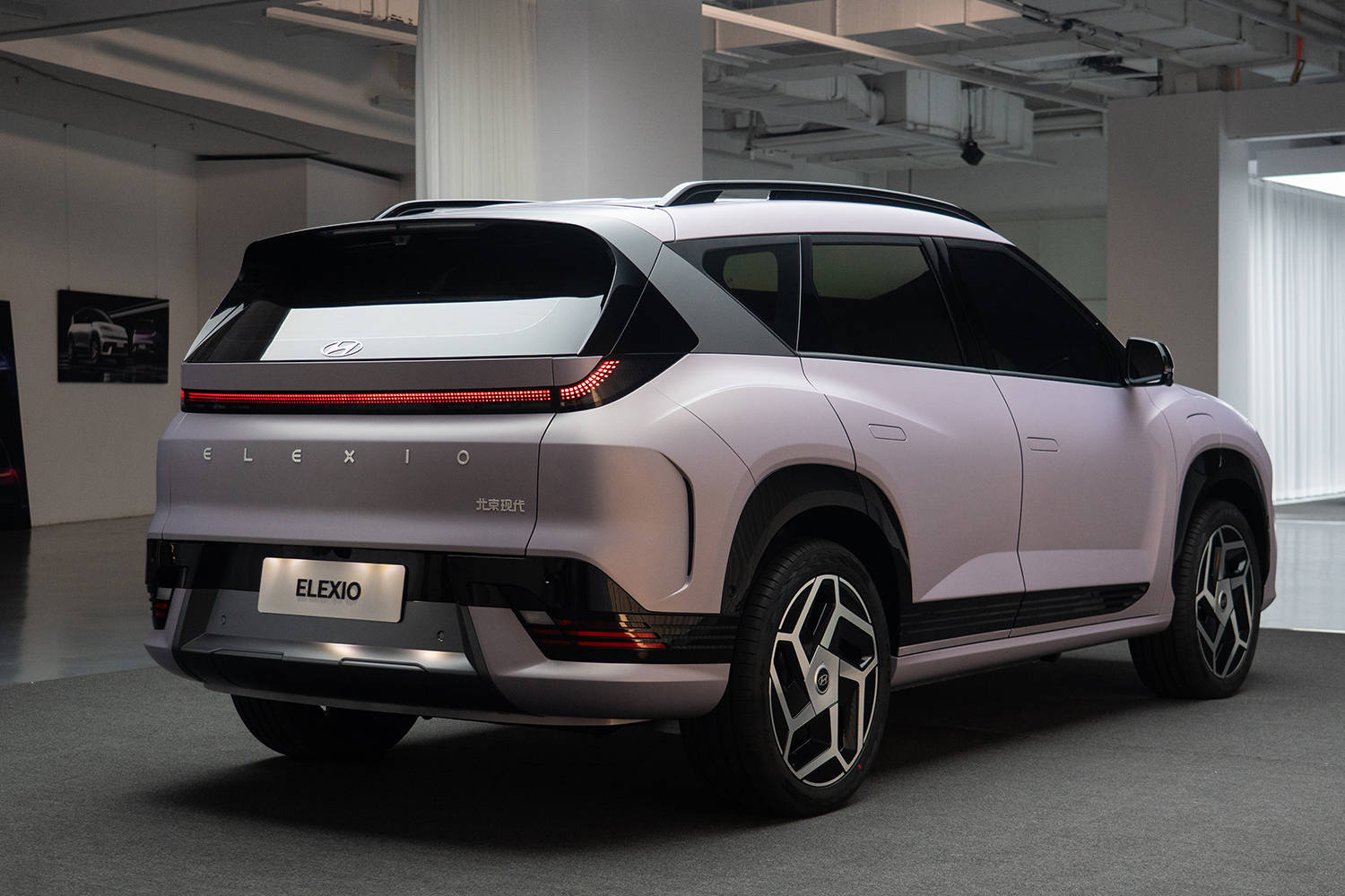 最终定名eo 北京现代首款纯电suv将于9月上市