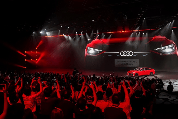 让市场再爱油车100遍,创新中的上汽大众加速价值回归