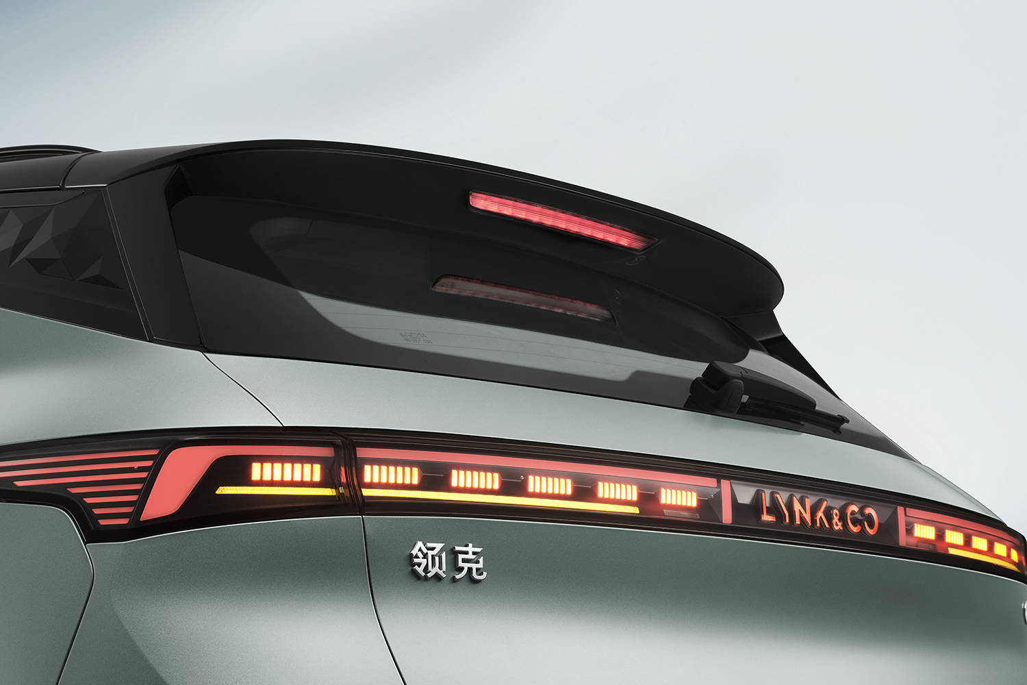 新增森珀绿/升级flyme车机 领克06 relive限时10.76万起