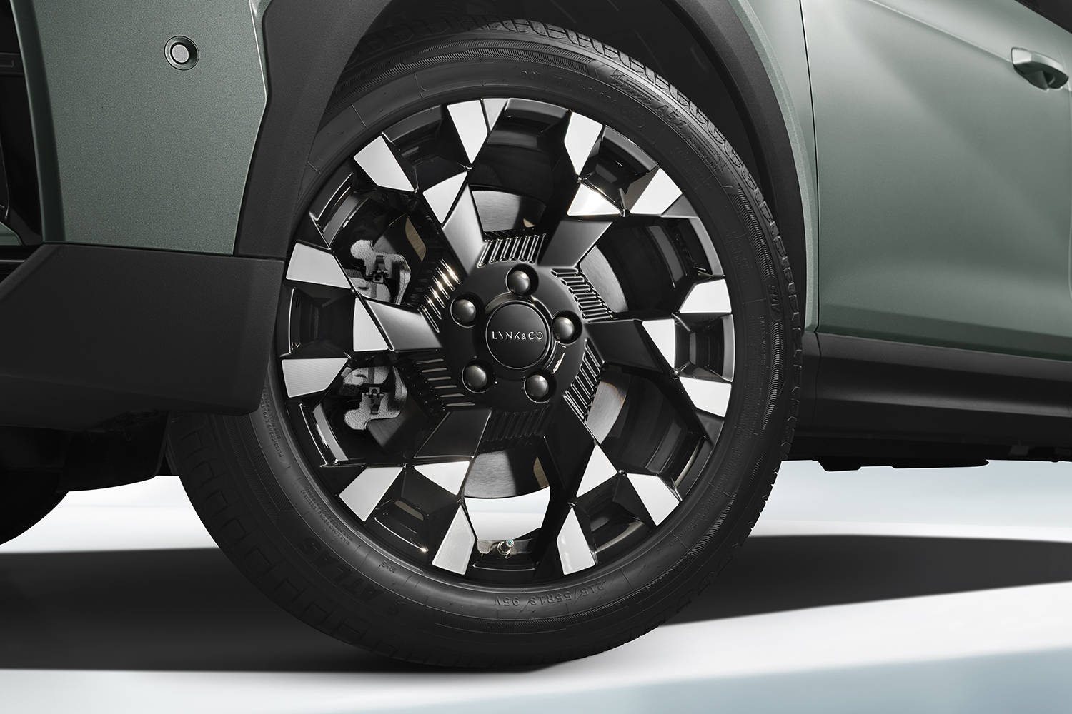 新增森珀绿/升级flyme车机 领克06 relive限时10.76万起