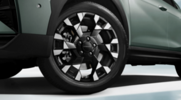 年轻精致党狂喜!领克06 relive上市,10.76万起轻松入手