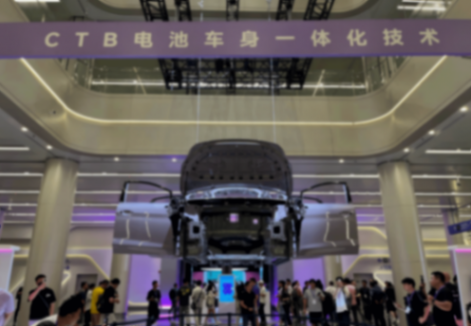 海豚迎新对手!全新mg4预售7.38万元起,mg品牌上手就扔王炸