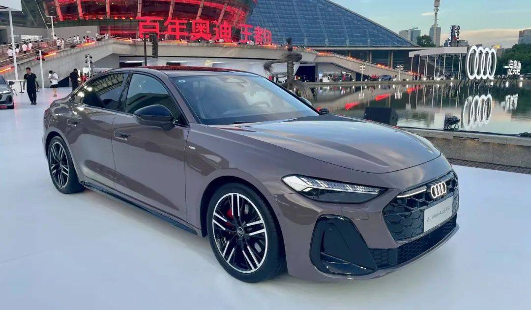 23.98万元起,一汽奥迪“油电双子星”上市:乾崑智驾是亮点