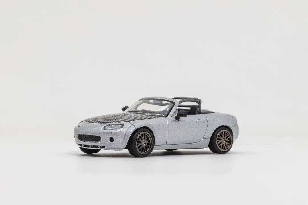 从公路乐趣到赛道巅峰的纯粹传承