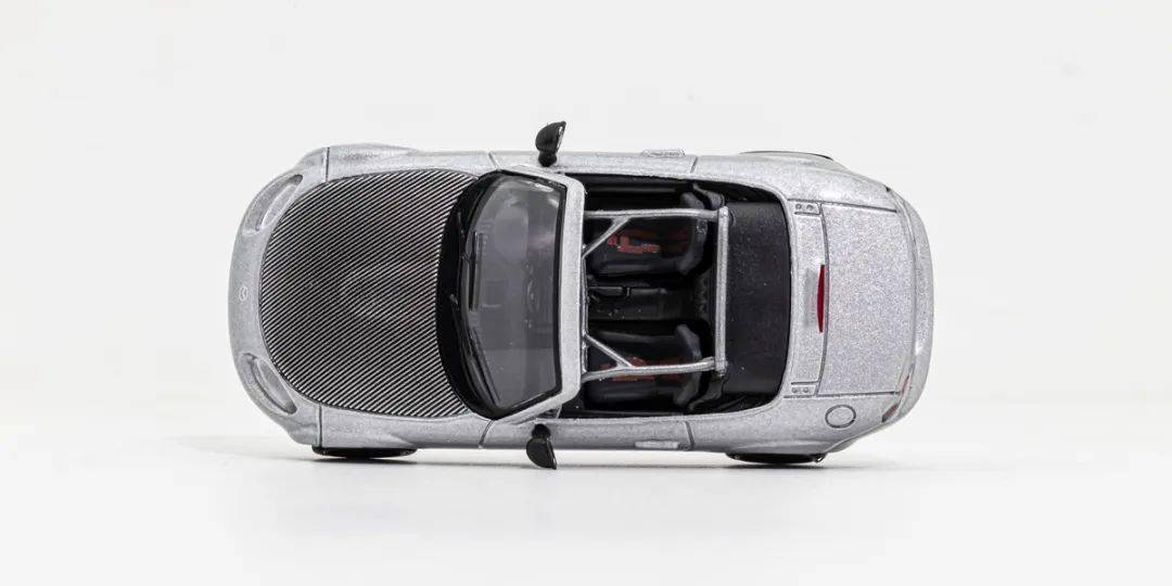 从公路乐趣到赛道巅峰的纯粹传承