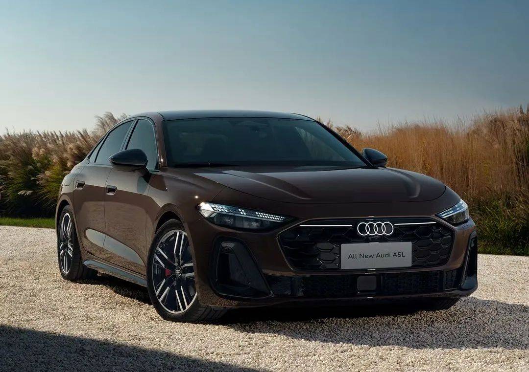 瞄准王者归来,一汽奥迪出牌:a5l、q6l e-tron齐上市,油电同出击
