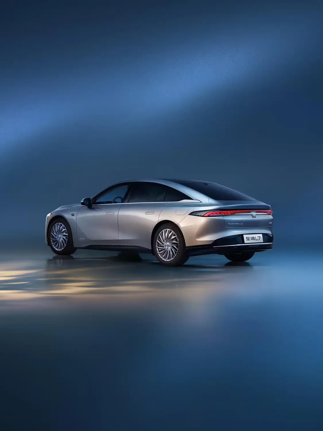 别克至境l7内饰曝光:悬浮式中控屏,预计配备大尺寸hud