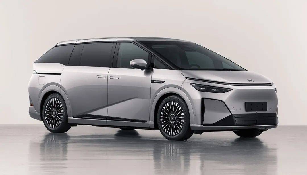 纯电阵营“坍塌”!汽车厂家纷纷入局增程,背后有何玄机?