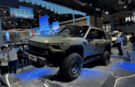 猛士m817上市,31.99万起,绝对比豹8合适