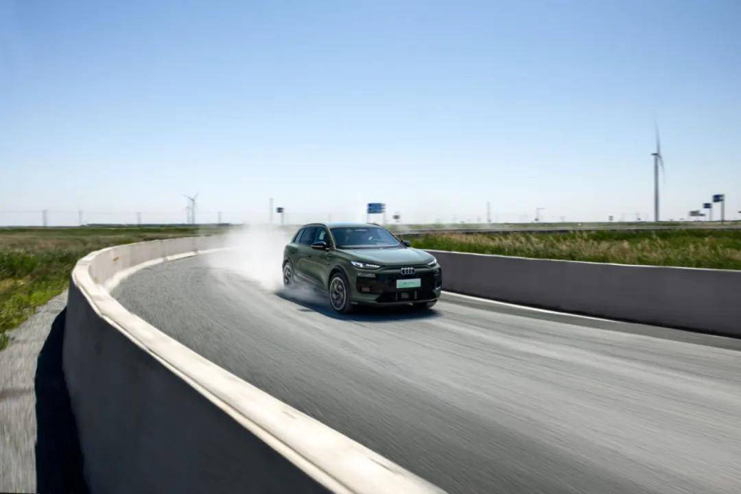 “拆解”一汽奥迪q6l e-tron,纯血四环诠释什么才是真正的豪华!