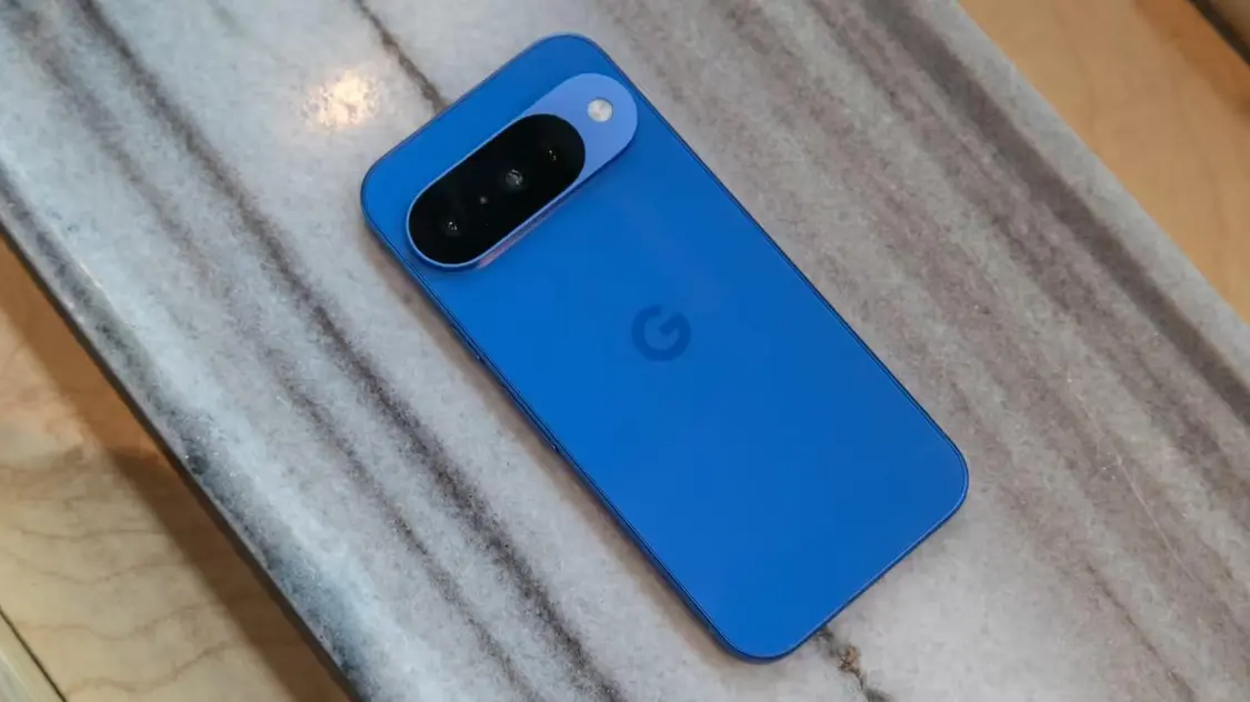 为何pixel 10 pro xl手机独享25w无线快充?谷歌回应:规避起火隐患、兑现7年更新承诺 pixel 10 in indig