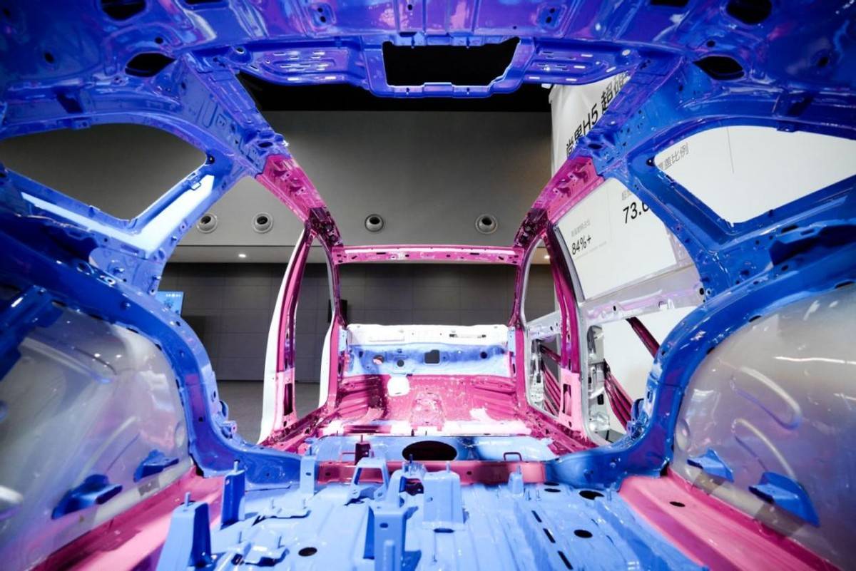 尚界h5车身用料分析#,采用“九横五纵”结构 超88%高强度钢及铝合金