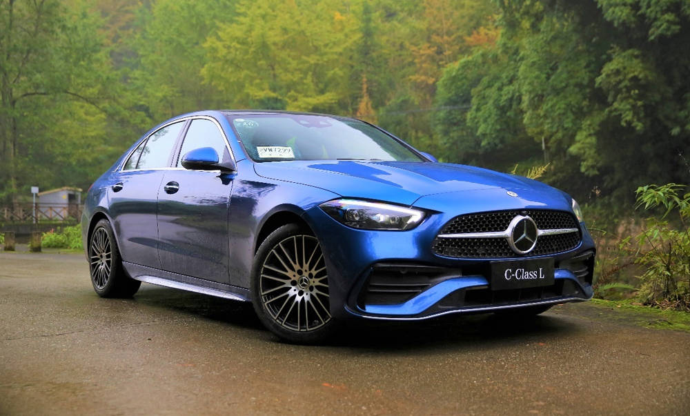 7月销量接近“腰斩”,奔驰c级,卷不动了?