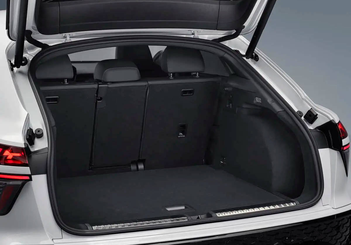 更显科技动感 全新奥迪q3 sportback官图发布