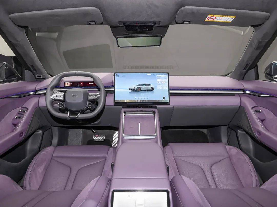 全新小鹏p7卖多少钱?全新坦克500舒适性更强了