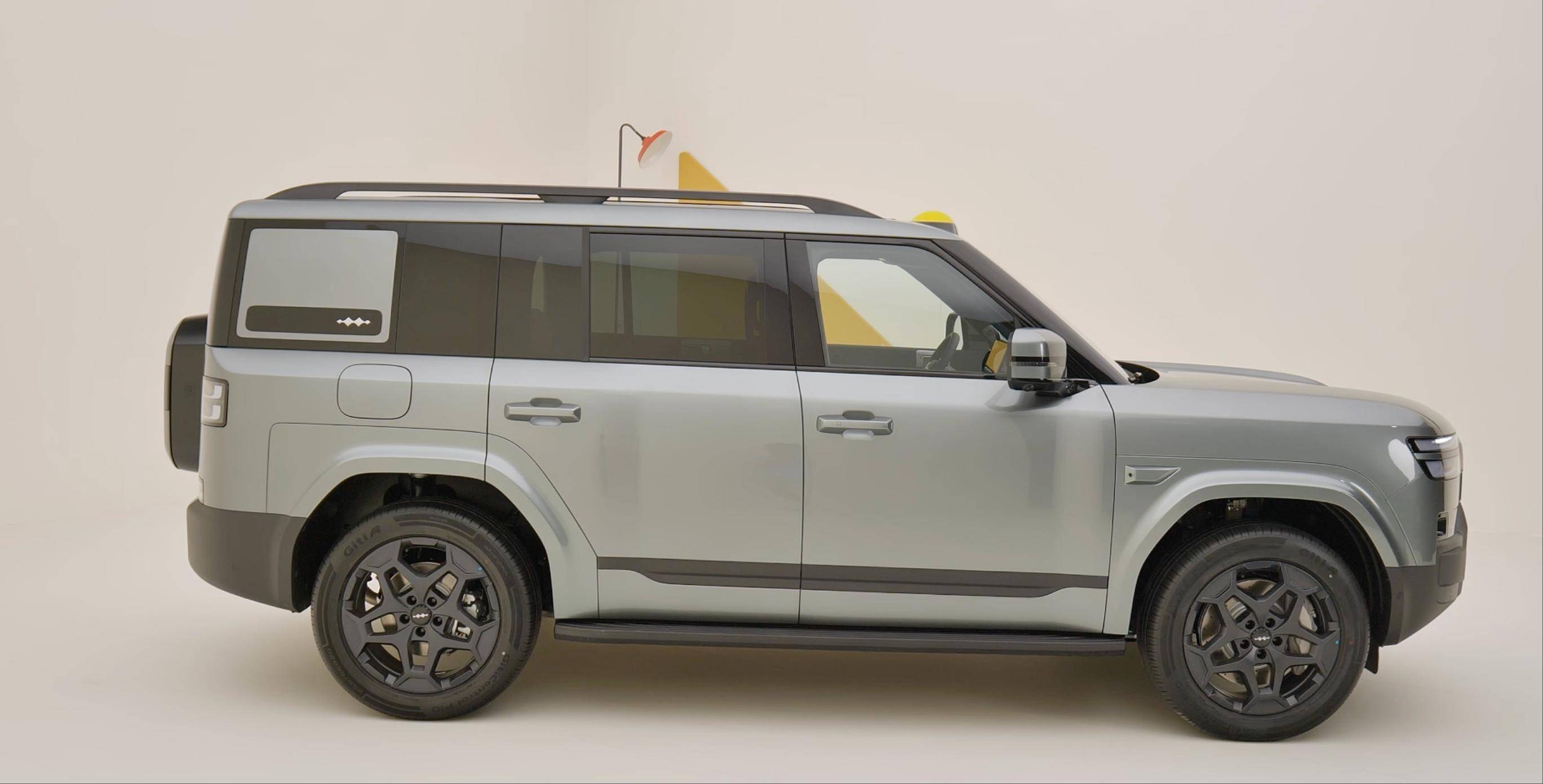 比亚迪/吉利高端化全新车型 成都车展首发亮相:座舱体验是亮点!