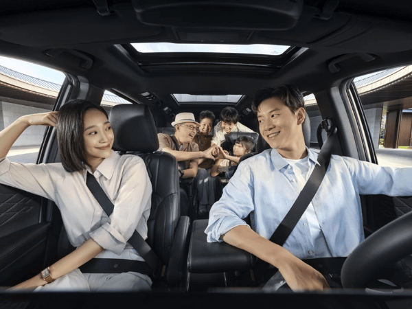 24.98 万起免购置税,艾力绅焕新戳中家用 mpv 痛点:好开、能装、不费钱