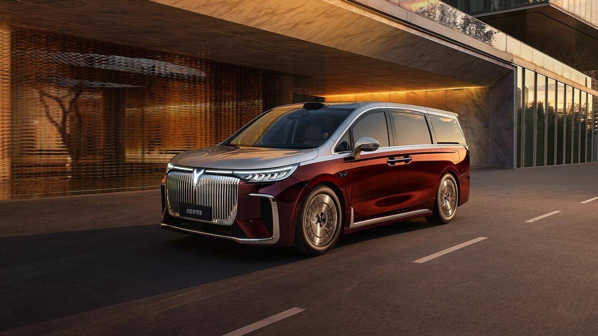 岚图梦想家:开启“智能超混mpv”新时代