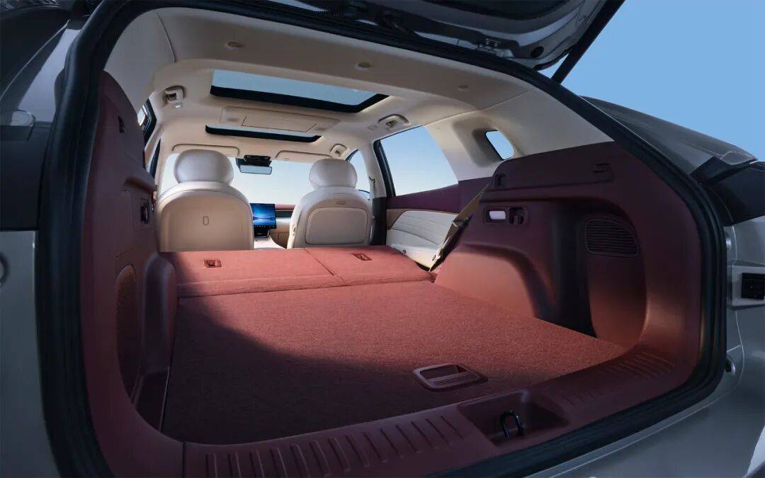 限时置换价11.39万起,东风风神l8哪个配置更划算?