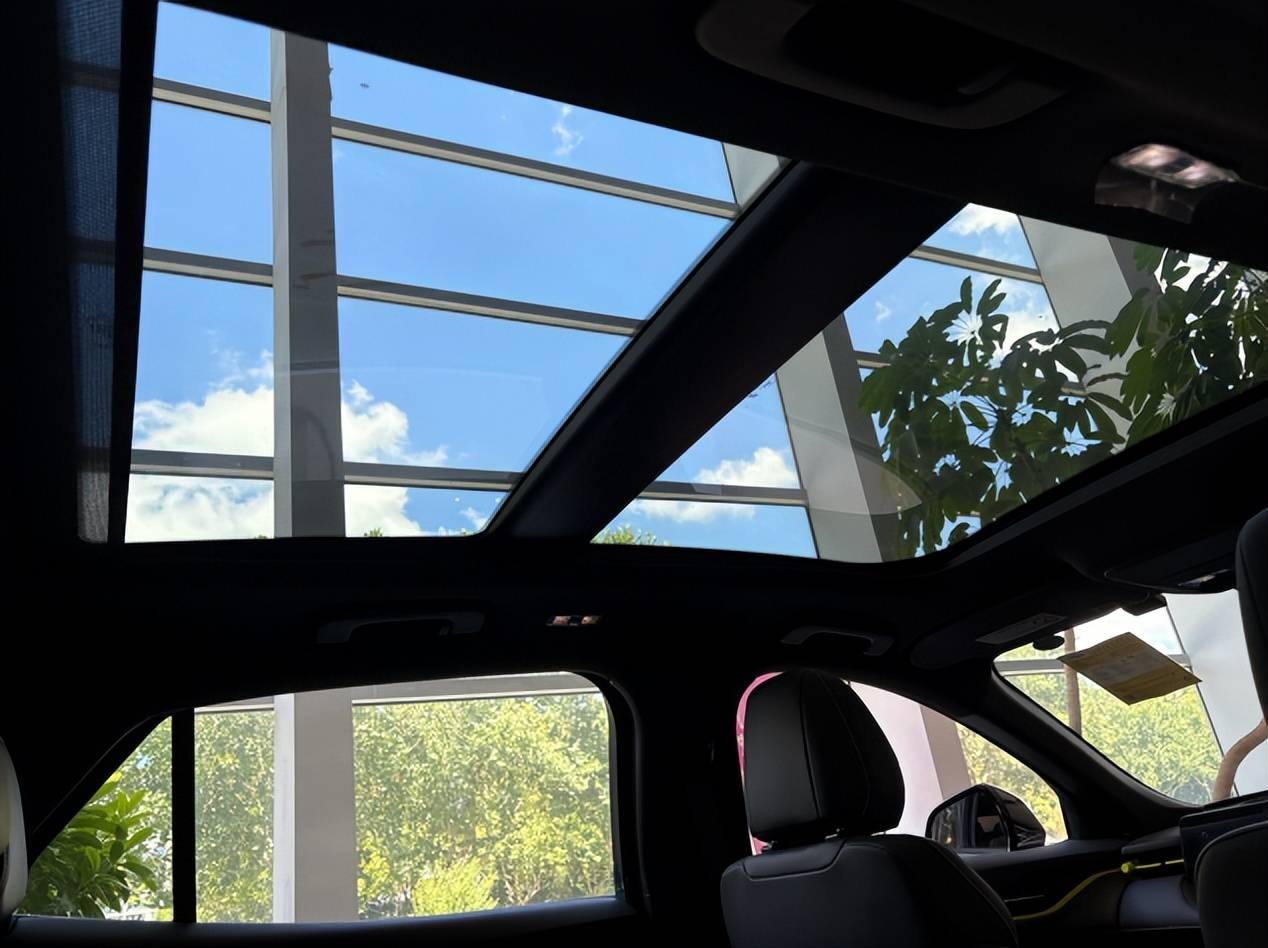 运动座驾新定义:蒙迪欧运动版的颜值与实用主义