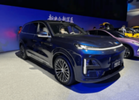 官方指导价23.99万元起 新款深蓝s09正式上市