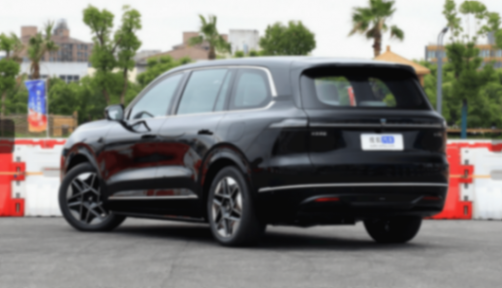 官方指导价23.99万元起 新款深蓝s09正式上市