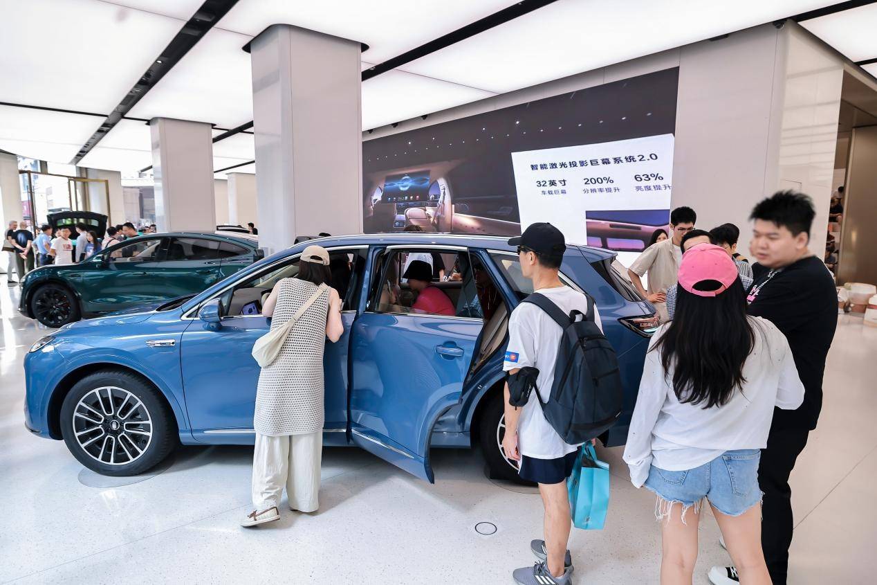 尚界h5小订突破10万台,一步到位引领20万内智能出行新风尚