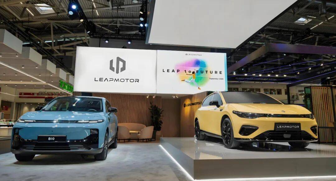 d系列旗舰曝光,零跑离全面“理想化”又进一步