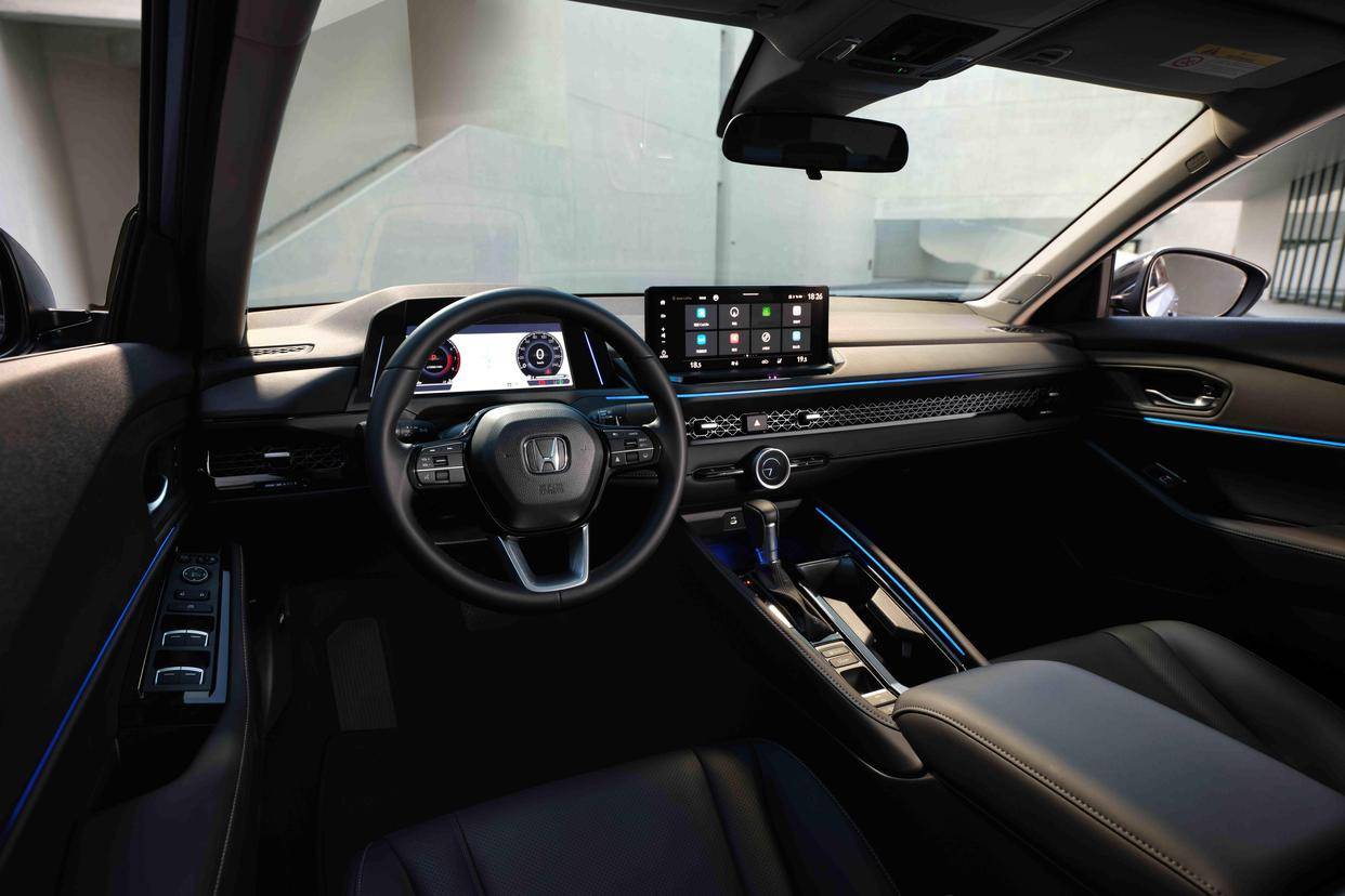 新手选车不翻车?雅阁的“邪道”通关秘籍