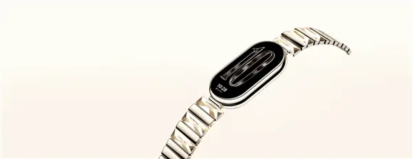 499元 小米手环10耀影金特别版发布：腕带镶嵌6颗工艺水晶