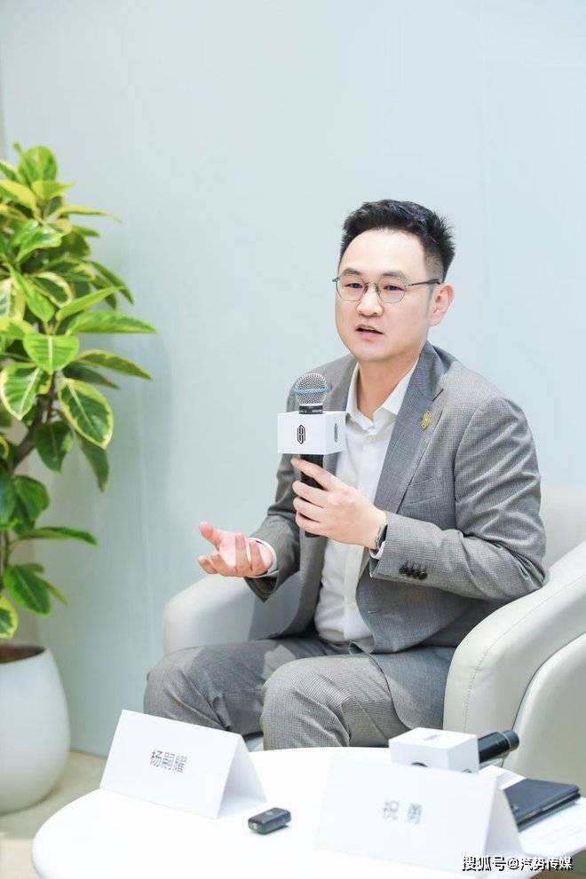 尚界h5刷新鸿蒙智行最快破万纪录 竞争核心是与华为合心智能安心