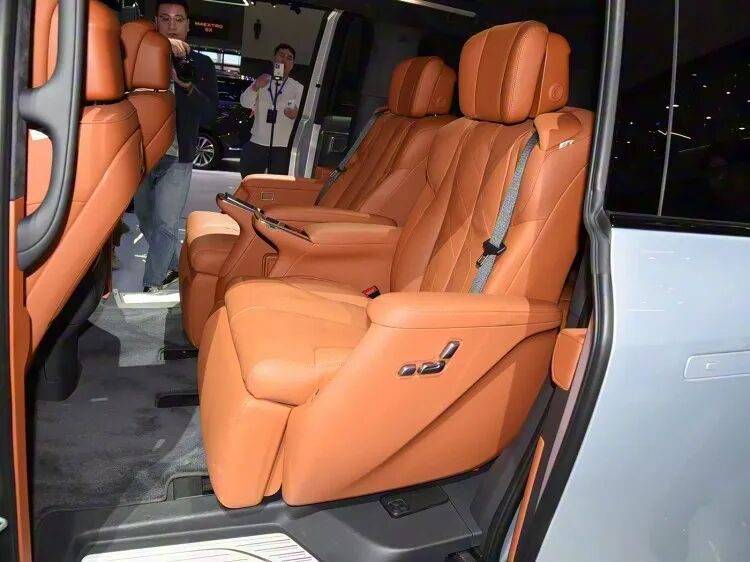 别克旗舰mpv,别克至境世家,广州车展亮相