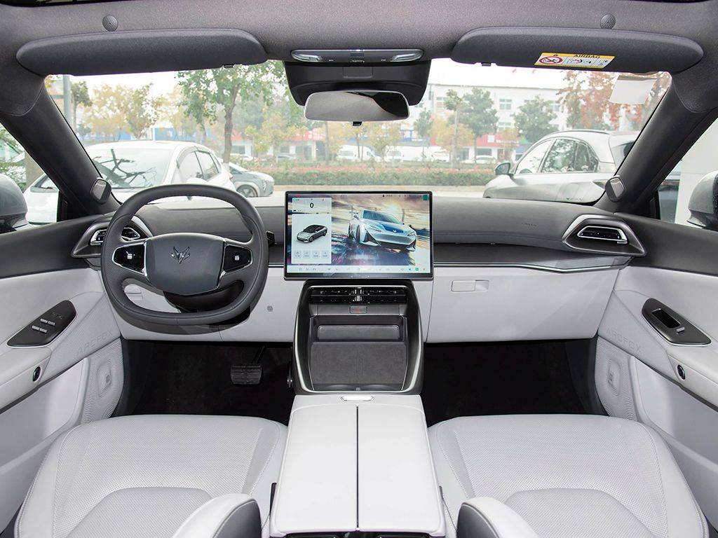 极狐阿尔法s5官降!限时10.39万起,最高续航708km,能买了?