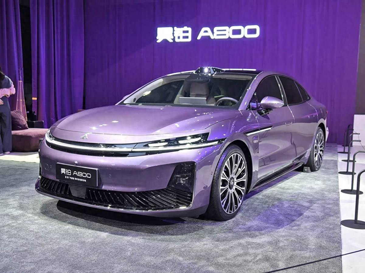 谁是广州车展爆款王?昊铂精准卡位,银河颠覆平权,丰田刚柔并济