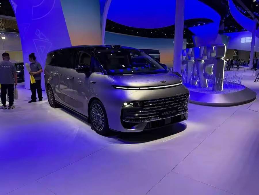 谁是广州车展爆款王?昊铂精准卡位,银河颠覆平权,丰田刚柔并济