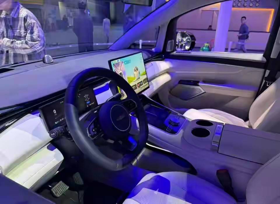 谁是广州车展爆款王?昊铂精准卡位,银河颠覆平权,丰田刚柔并济