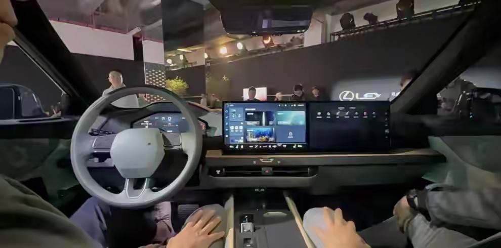 谁是广州车展爆款王?昊铂精准卡位,银河颠覆平权,丰田刚柔并济