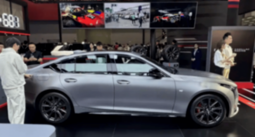 限时一口价20.69万起,后驱豪华轿车上市新配色,颜值拉满