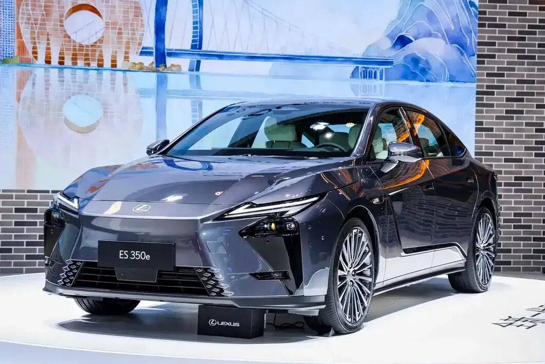 这些新车值得你等,2025广州车展后热门轿车盘点